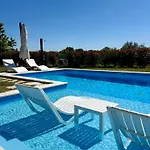 Francesca With Private Pool & Designer Interior *