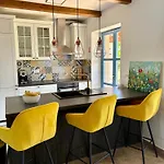 Francesca With Private Pool & Designer Interior Kastel