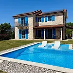 Francesca With Private Pool & Designer Interior *