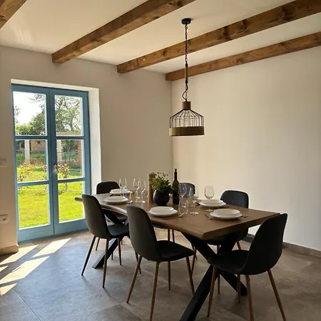 Francesca, Buje * Kaštel