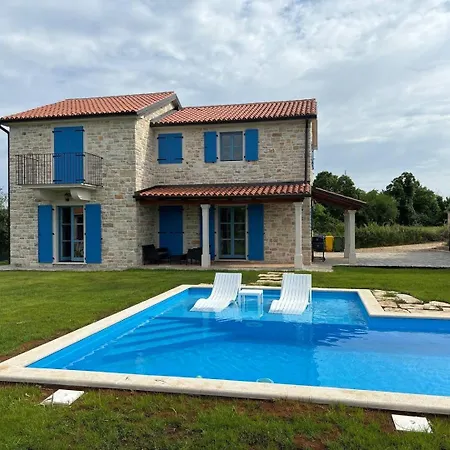 Villa Francesca, Buje *