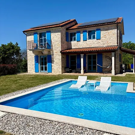 Francesca With Private Pool & Designer Interior *