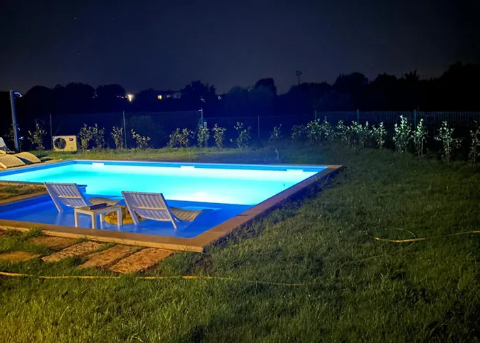 Villa Francesca With Free Bikes And Heated Pool, Buje