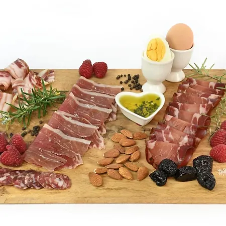 فيلة Francesca, Buje