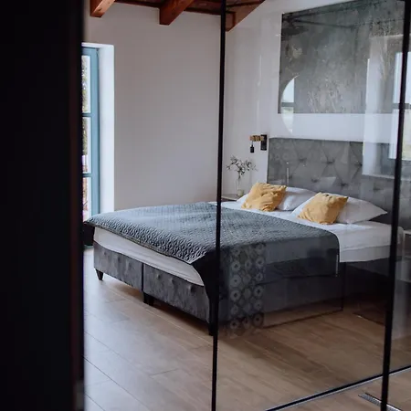 Francesca With Private Pool & Designer Interior *