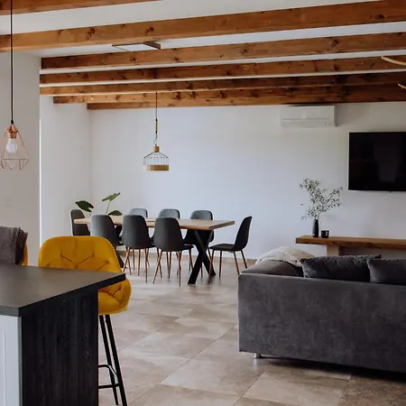 Βίλα Francesca With Private Pool & Designer Interior