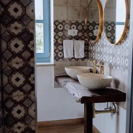Francesca With Private Pool & Designer Interior Βίλα Kaštel