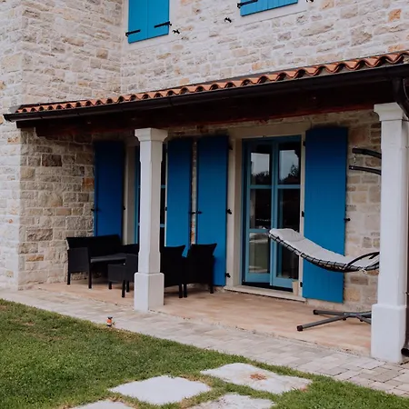 Francesca With Private Pool & Designer Interior