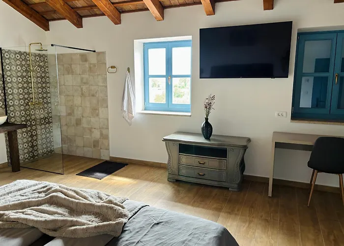 Villa Francesca With Free Bikes And Heated Pool, Buje *